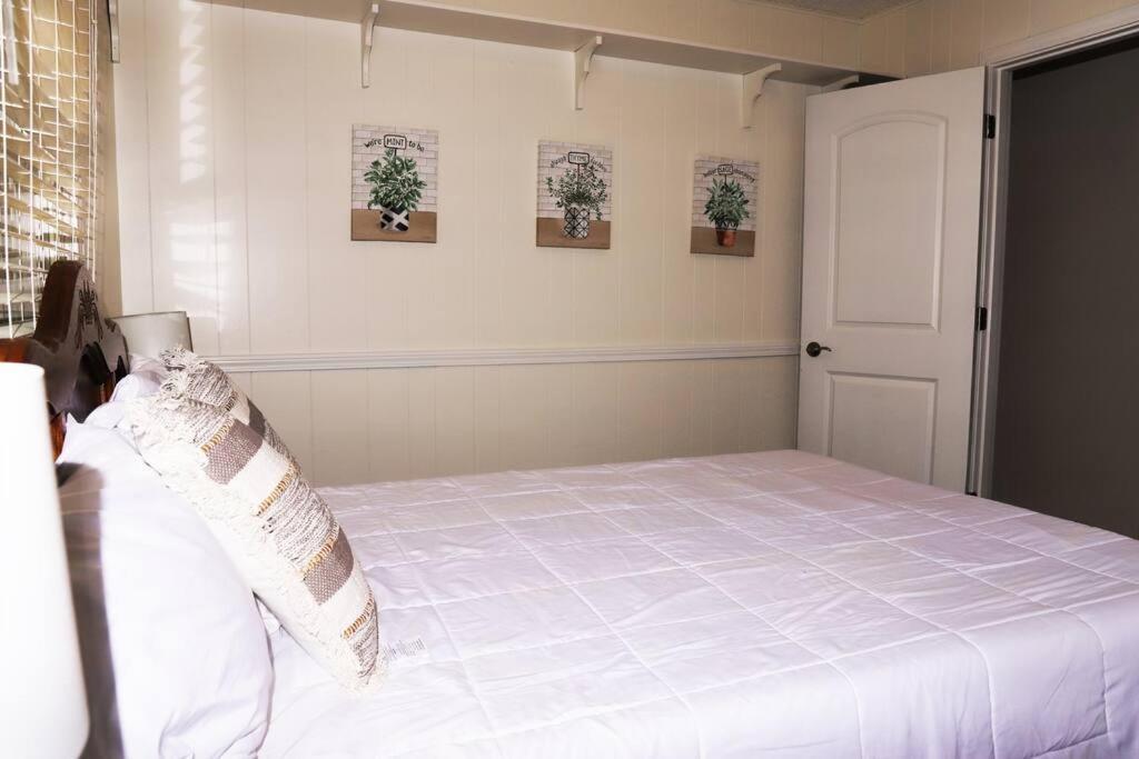 3 Bedroom Vacation Home Next To Silver Dollar City Branson Zewnętrze zdjęcie