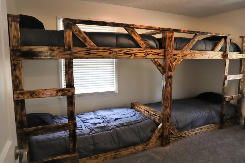 3 Bedroom Vacation Home Next To Silver Dollar City Branson Zewnętrze zdjęcie